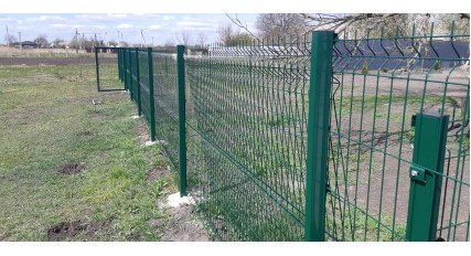 У нас дешевше паркан, ніж у будівельному магазині на 12000 грн.