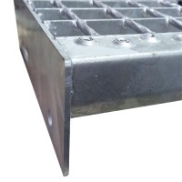 Сходинка пряма SP 34,3x38,1/30x2 (1000x240) г/к 08кп Гір.Ц